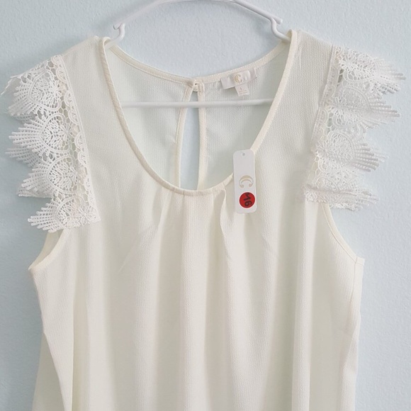 Charming Charlie Tops - NWT Charming Charlie White Sleeveless Blouse Top